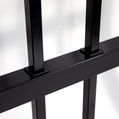 Hot Dipped Galvanized And Powder Coated Steel Fence Panels Smooth Surface Steel Post For Fence