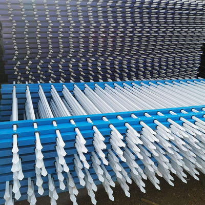 High Security Anti Rust Galvanized Outdoor post fence steel Non Welded Easy To Install