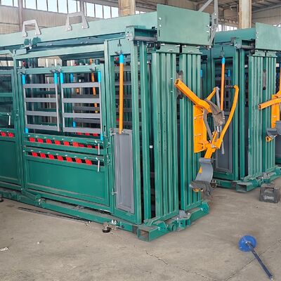 Heavy Duty Bail With Dual Locking Mechanism Cattle Crush For Farm