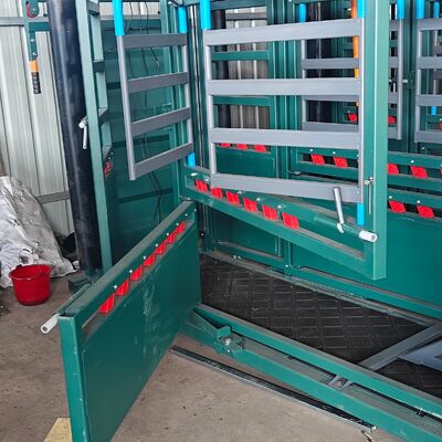 Manual No-installation Required Cattle Chute Crush With Include A Head Holder With Your Crush