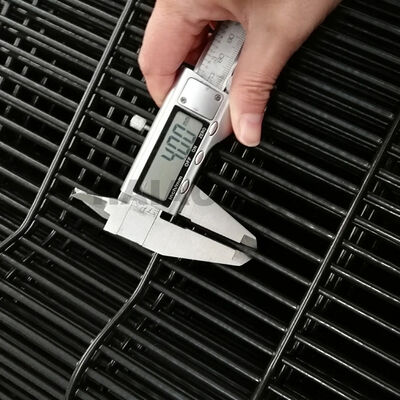 Anti Cut Galvanized 358 High Security Fence Offering Robust Protection and Corrosion Resistance for Outdoor Applications