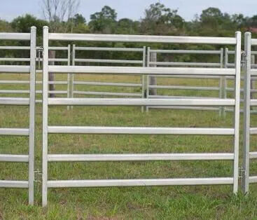 Corrosion Resistant Livestock Panel Fence Galvanized Steel Panels Providing Long Term Protection and Stability for Farms