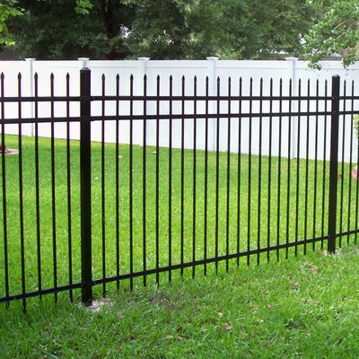 Poteaux de clôture en acier résistant à la corrosion - Protection durable pour clôtures en acier