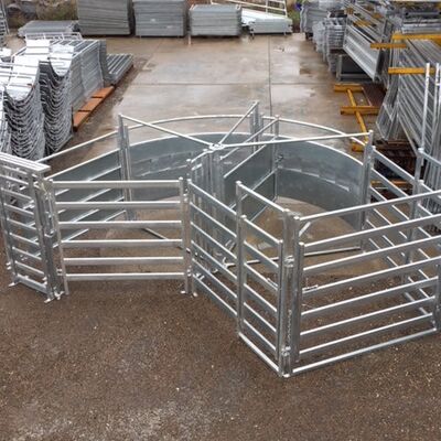 Lightweight Heavy Duty Cattle Containment Panel Facilitating Easy Installation and Secure Livestock Handling